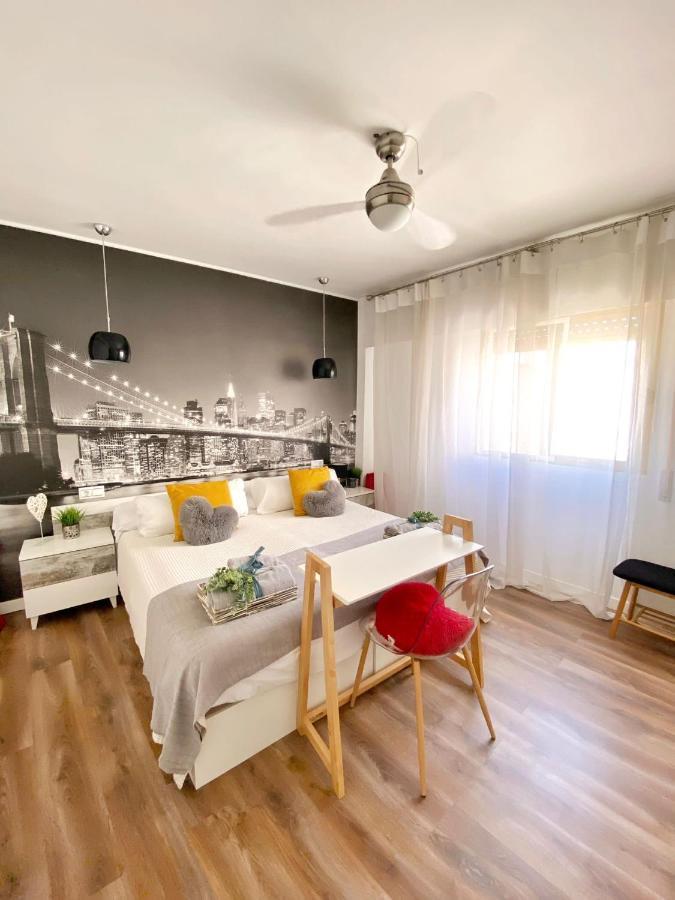 Nuevo y Moderno Apartamento Almería Exterior foto