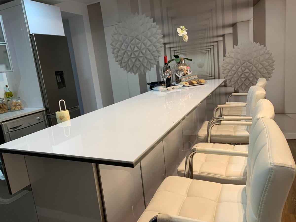 Nuevo y Moderno Apartamento Almería Exterior foto